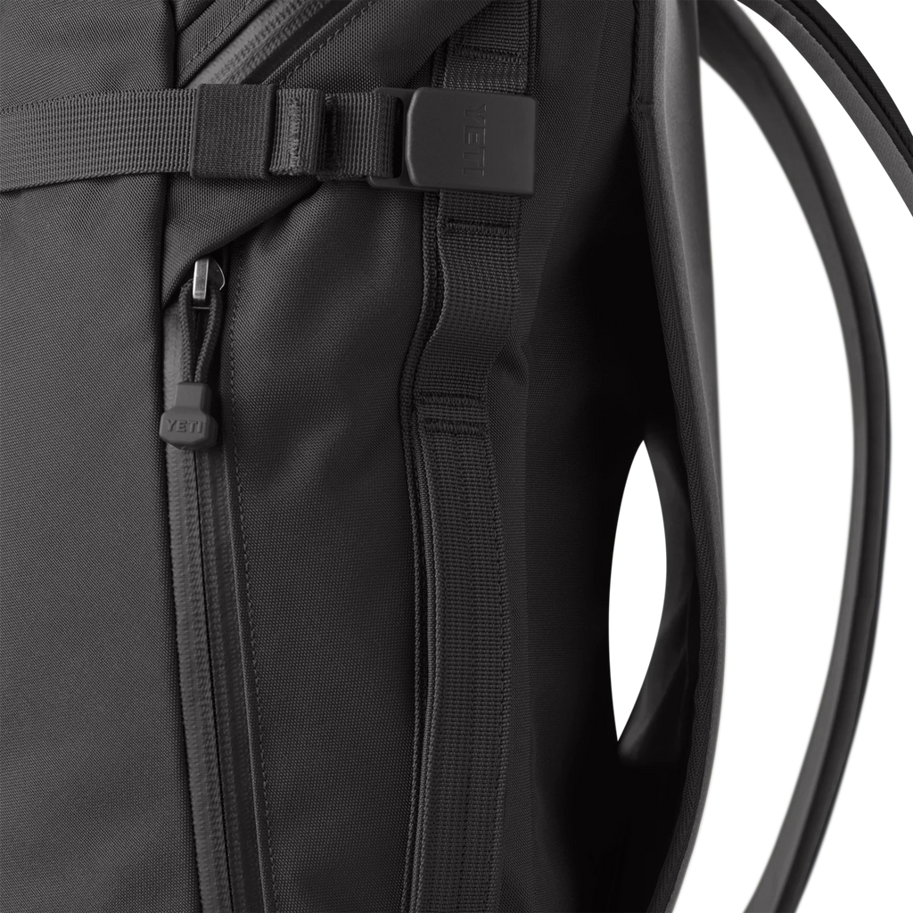 Crossroads® 22L Backpack